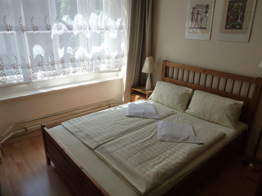 Hotel Pension Waizenegger Am Kurfuerstendamm Βερολίνο Εξωτερικό φωτογραφία