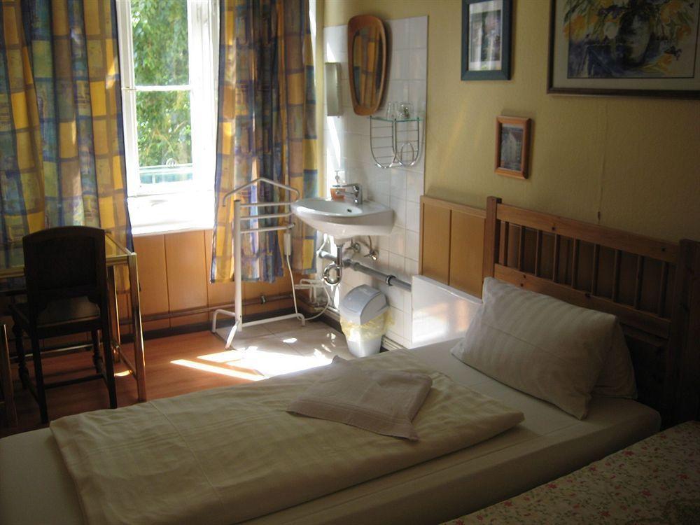 Hotel Pension Waizenegger Am Kurfuerstendamm Βερολίνο Εξωτερικό φωτογραφία