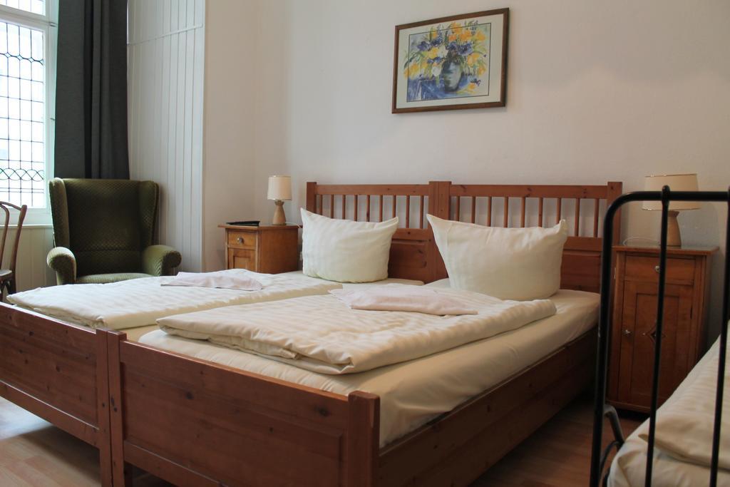 Hotel Pension Waizenegger Am Kurfuerstendamm Βερολίνο Εξωτερικό φωτογραφία