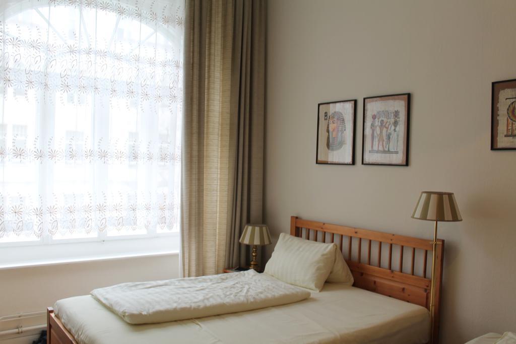 Hotel Pension Waizenegger Am Kurfuerstendamm Βερολίνο Εξωτερικό φωτογραφία