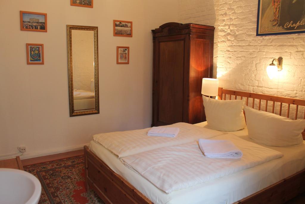 Hotel Pension Waizenegger Am Kurfuerstendamm Βερολίνο Εξωτερικό φωτογραφία