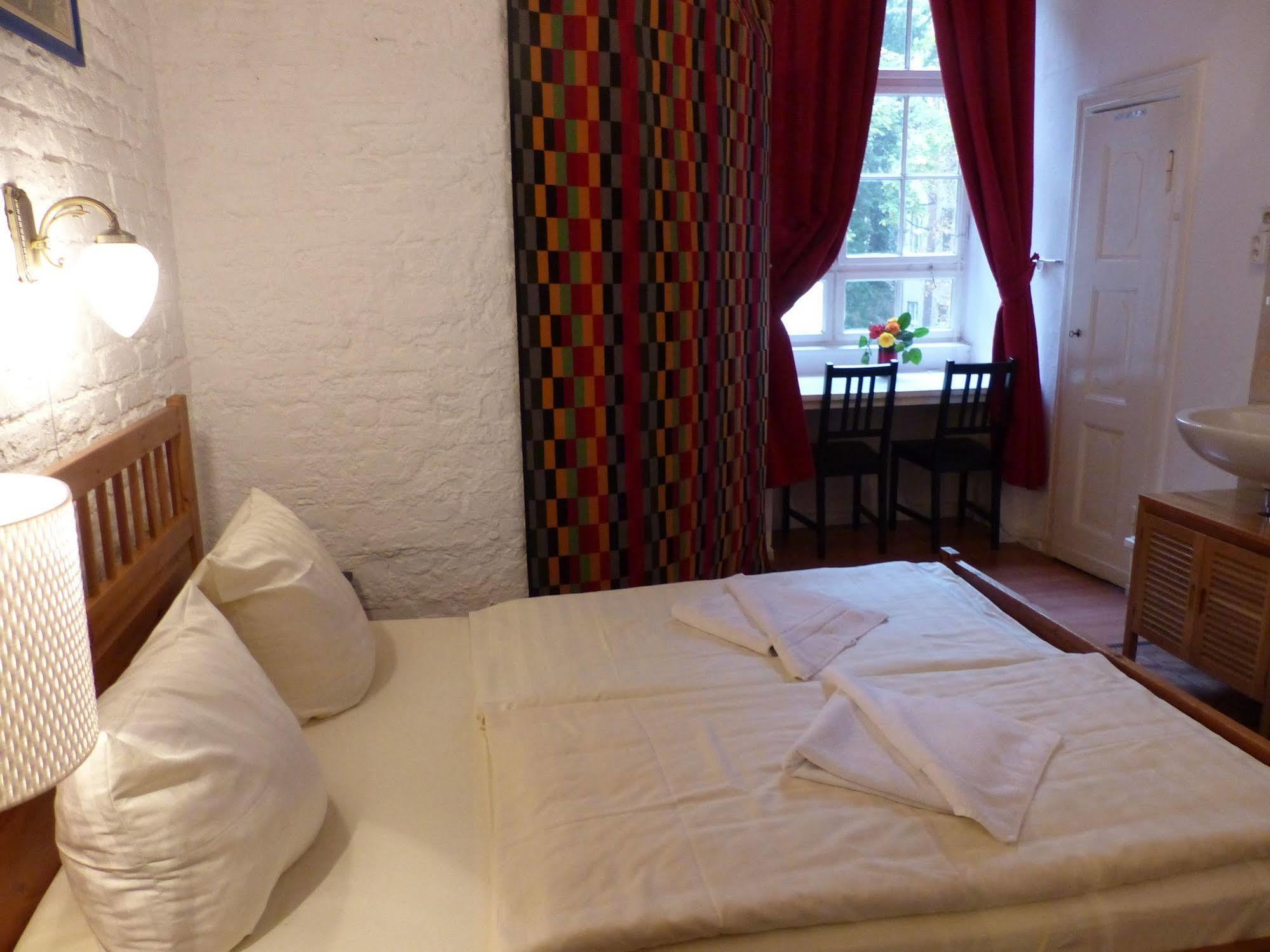 Hotel Pension Waizenegger Am Kurfuerstendamm Βερολίνο Εξωτερικό φωτογραφία
