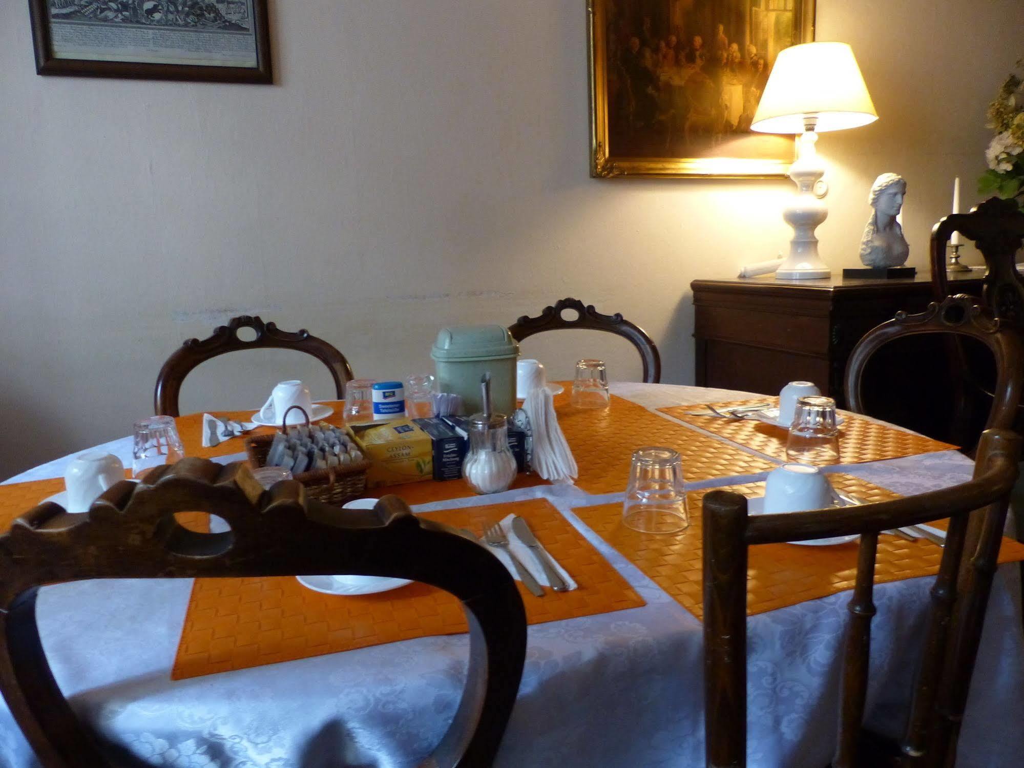 Hotel Pension Waizenegger Am Kurfuerstendamm Βερολίνο Εξωτερικό φωτογραφία